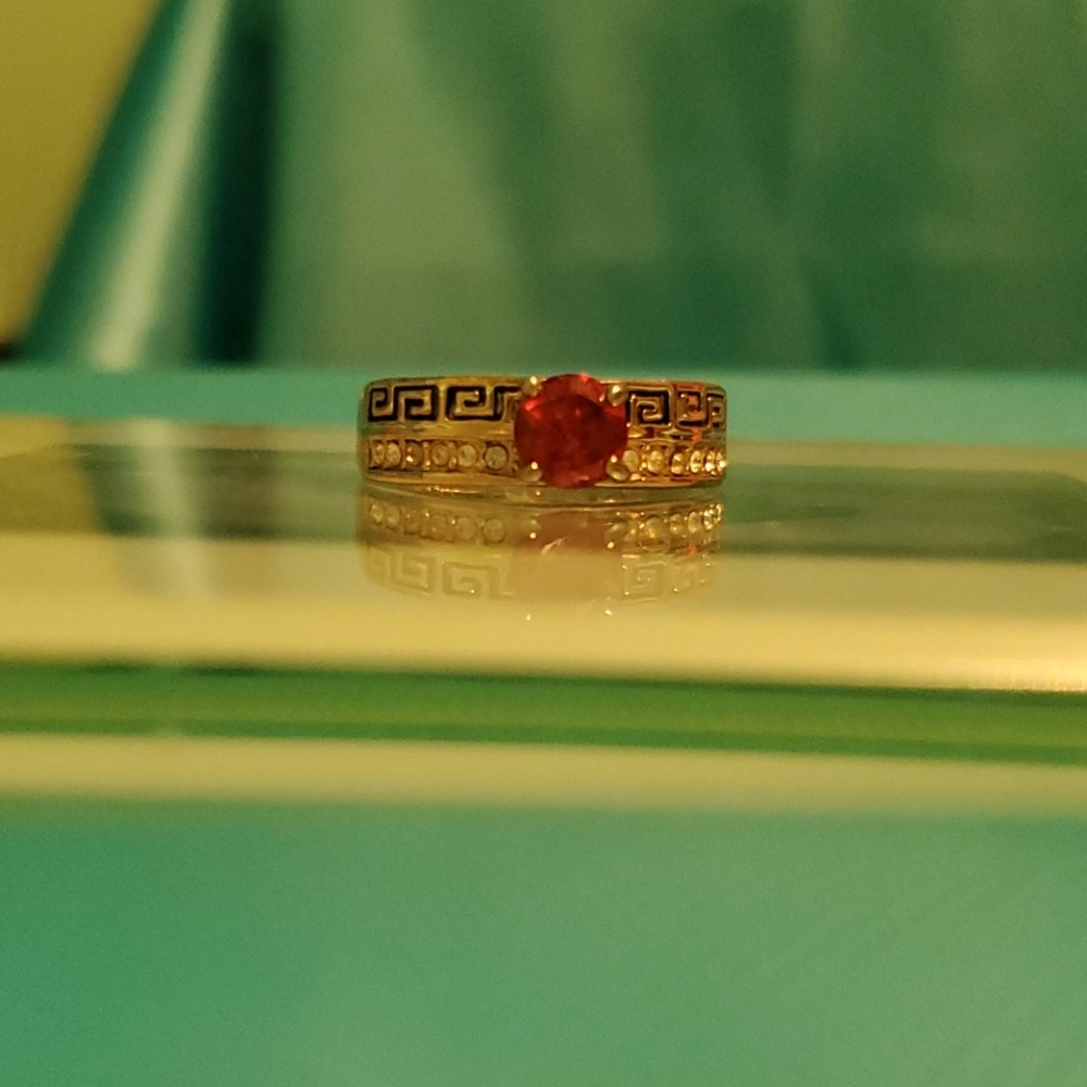 Womens size 9 orange stone ring